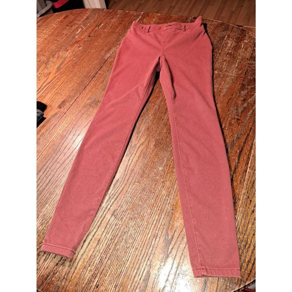 XS 0-2 Time & Tru Red High Rise Pull On Skinny Pants Rear Pockets Belt Loops